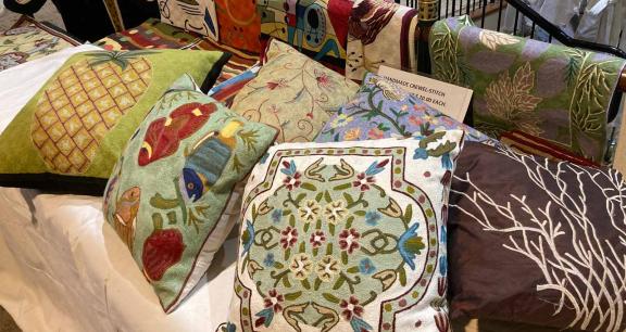 Tradeshow Marketplace - decorative pillows